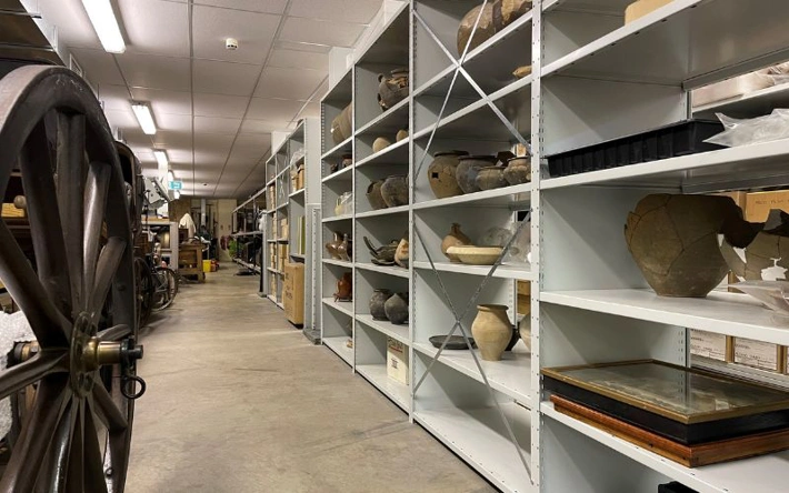 store-tours.jpg